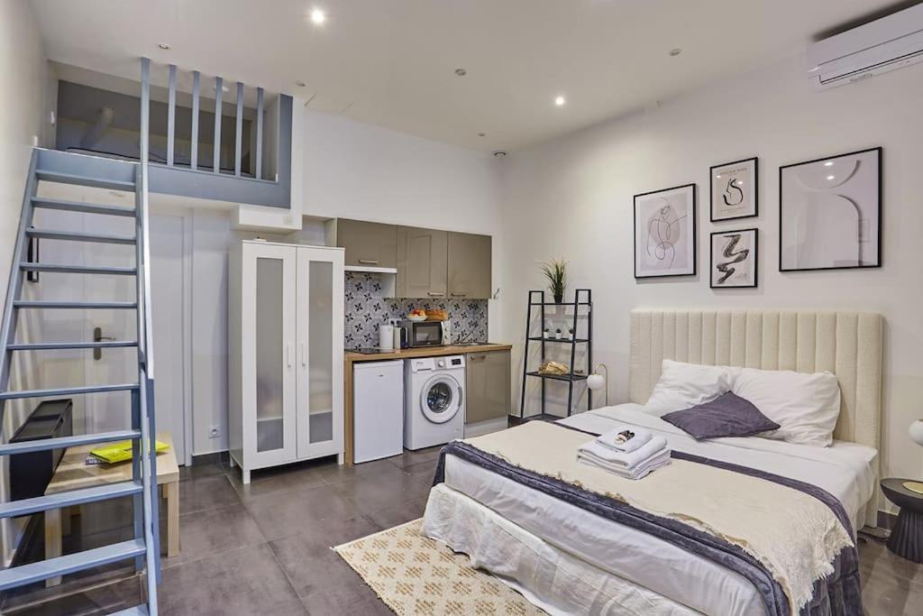Appartement Center Of Montmartre By Prestige Parijs